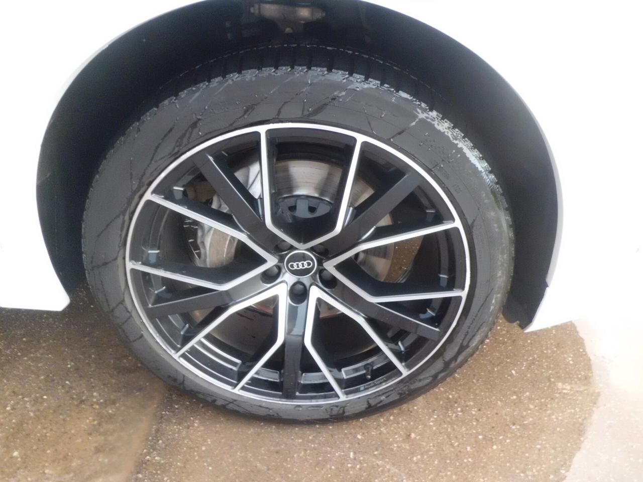 Audi Q8 50 TDI 286 CV quattro tiptronic Sport