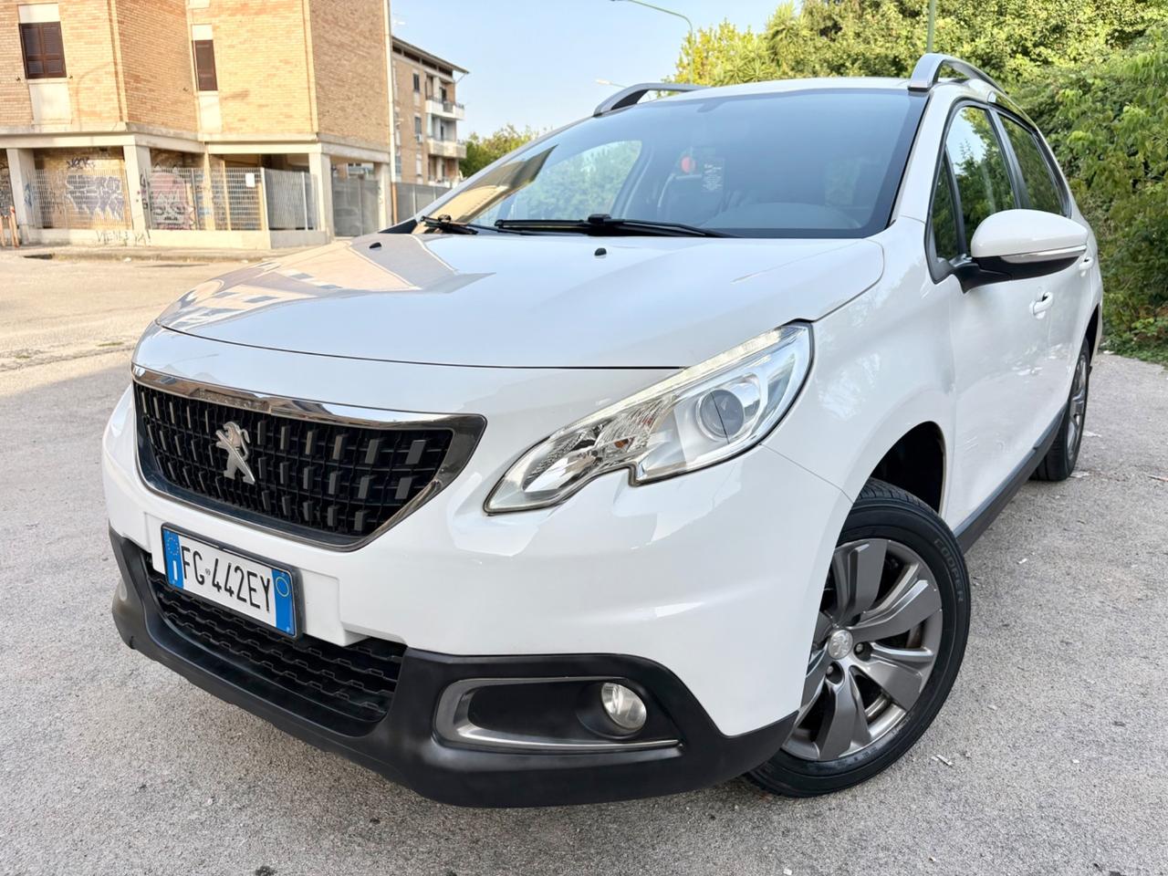 Peugeot 2008 1.2 benz 82cv 70000km 1 proprietario