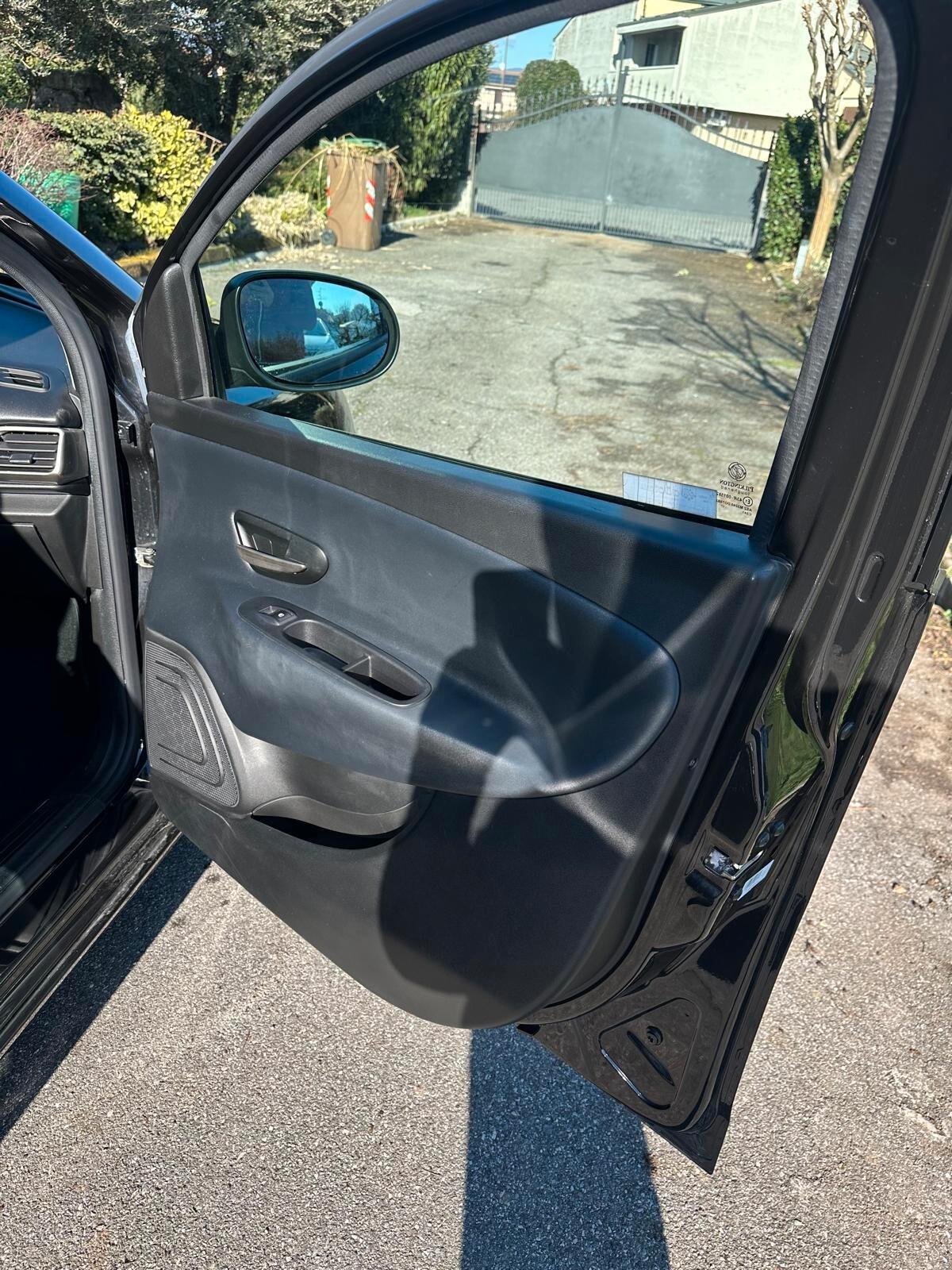 Lancia Ypsilon 1.3 mjt - ANCHE PER NEOPATENTATI