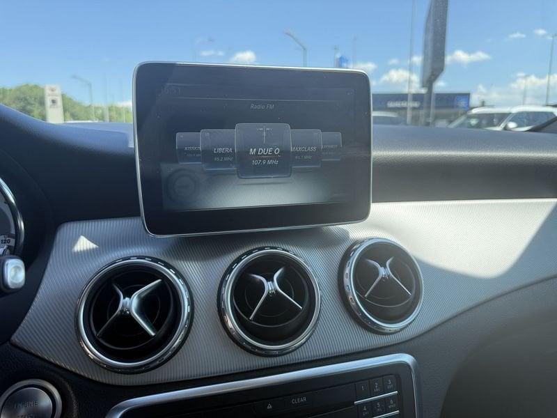 Mercedes-Benz GLA 200 d Automatic 4MATIC Sport