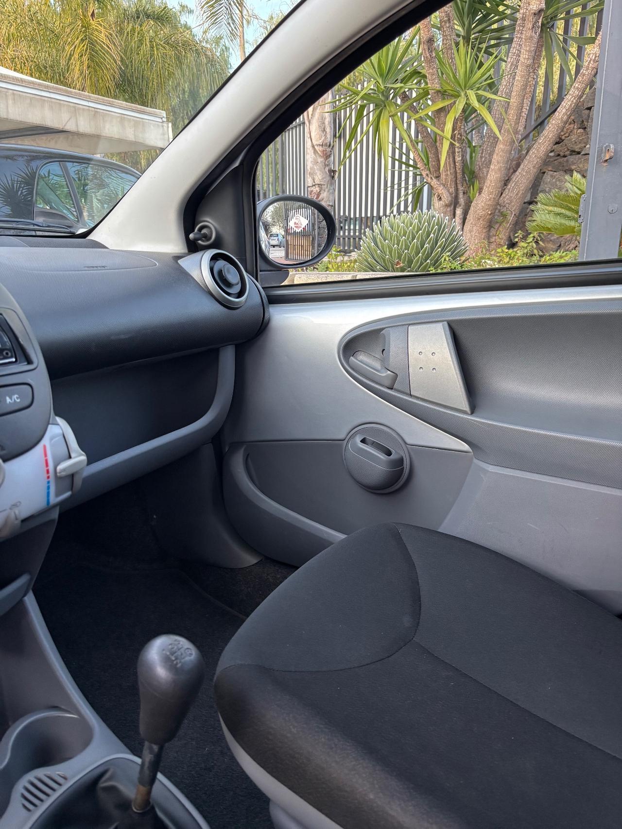 Toyota Aygo 1.0 12V VVT-i 5 porte 2008