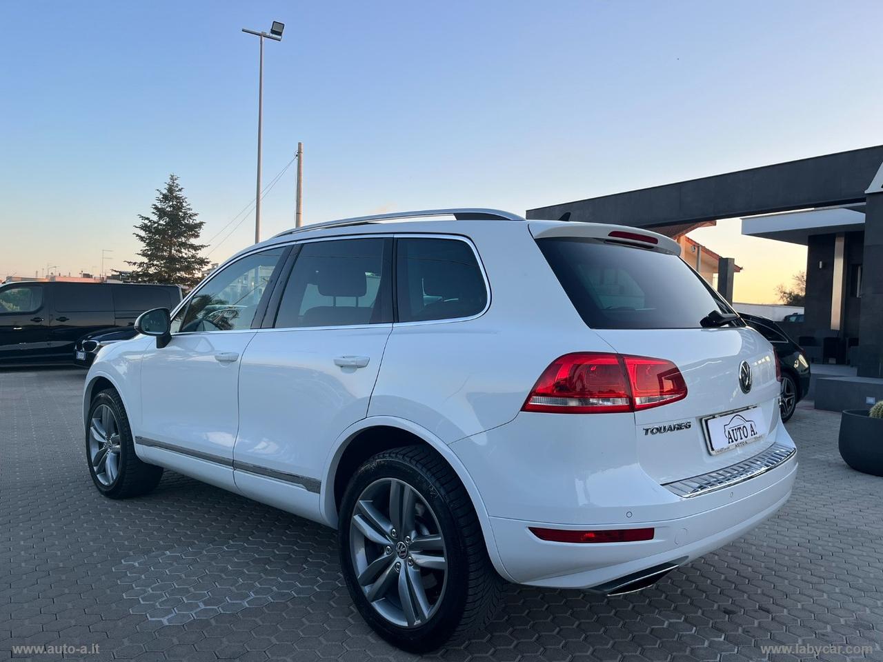 VOLKSWAGEN Touareg 3.0 TDI 204CV tip. BMT Executive