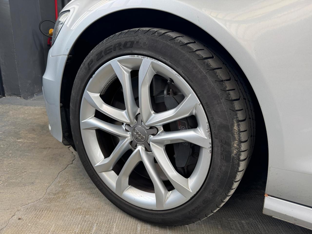 Audi A6 S6 Avant 4.0 TFSI quattro S tronic