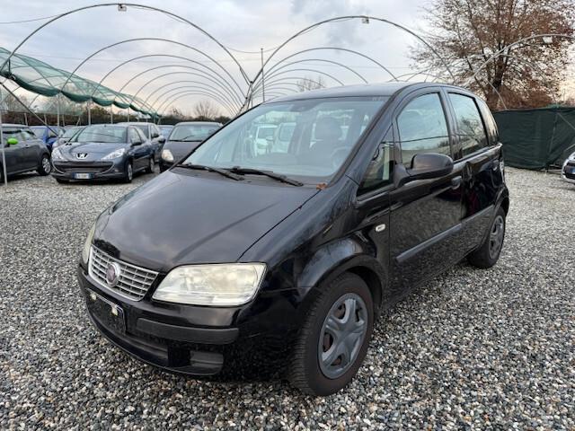 Fiat Idea 1.2 16V BlackLabel