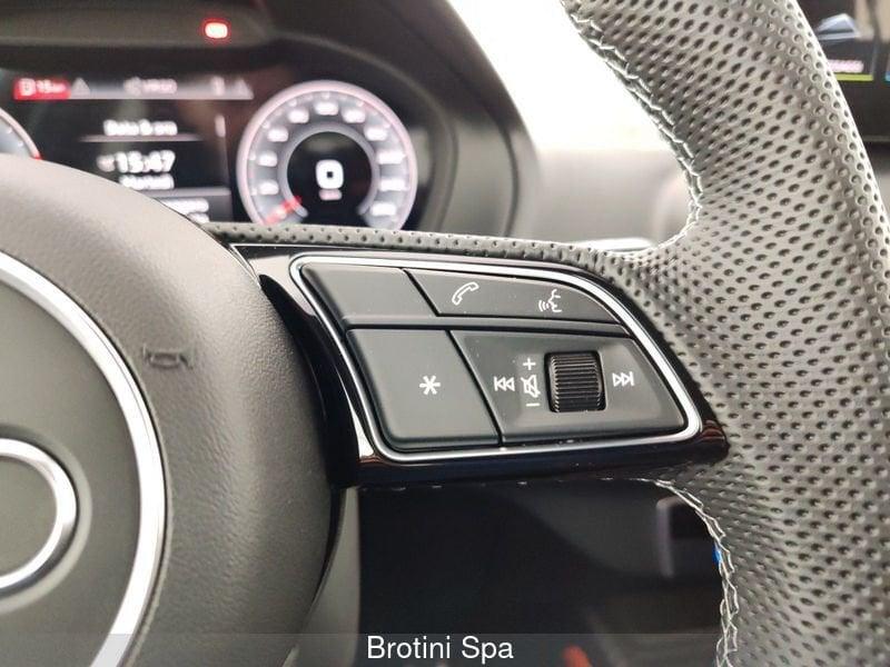 Audi Q2 Q2 30 TDI Identity Black