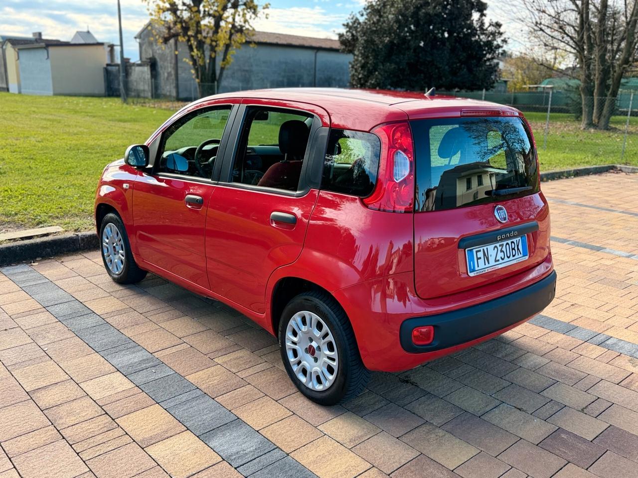 Fiat Panda 1.2 Lounge (NEOPATENTATI)