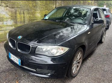 Bmw 118 118d 2.0 143CV Incidentata ottima ricambi 2010