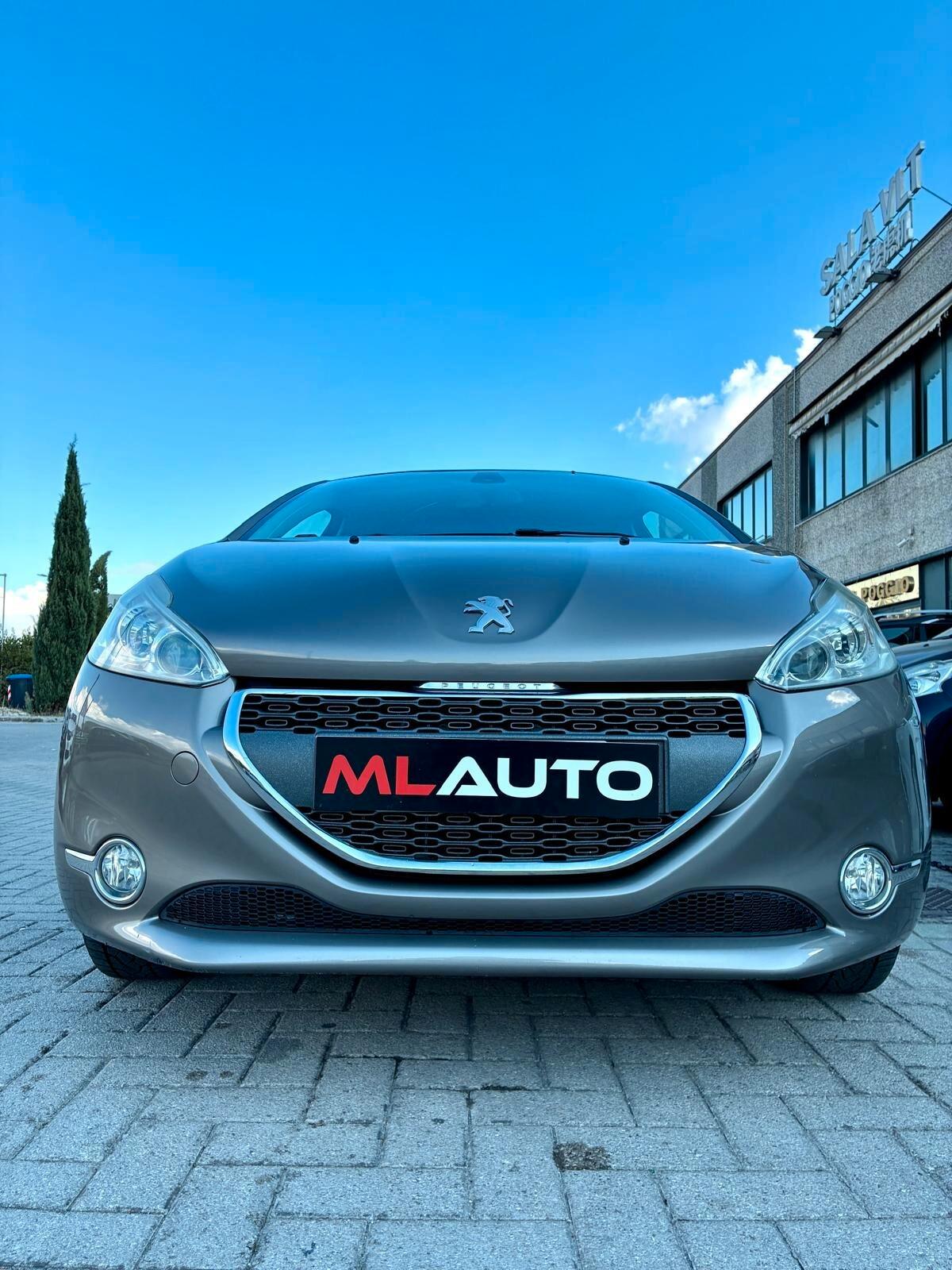 Peugeot 208 1.2 VTI 82 CV 5P ALLURE - OK NEOPATENTATO