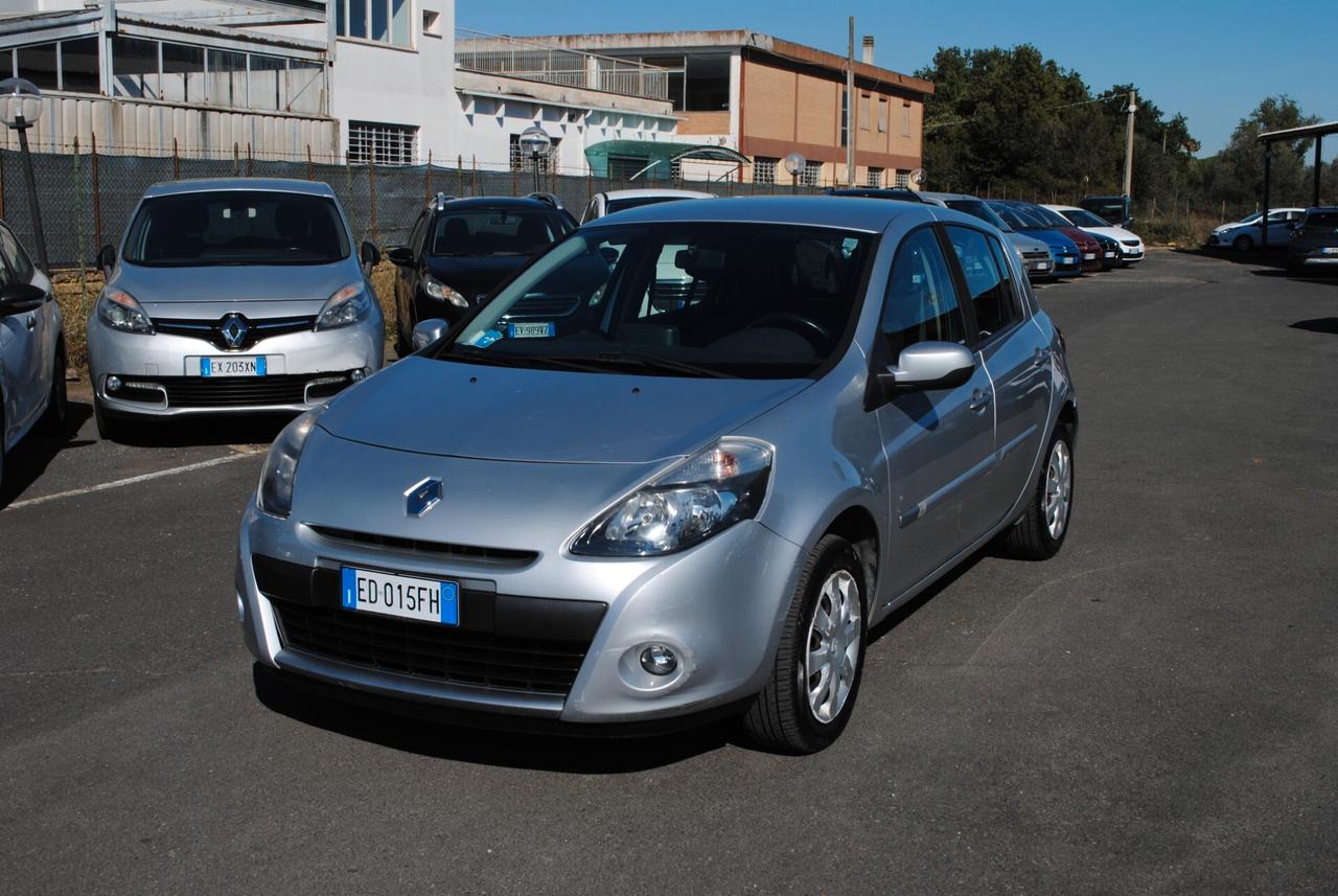 RENAULT CLIO 1.2 75 CV