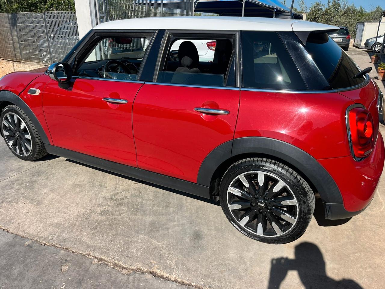 Mini Mini 1.5 Cooper D 5 porte