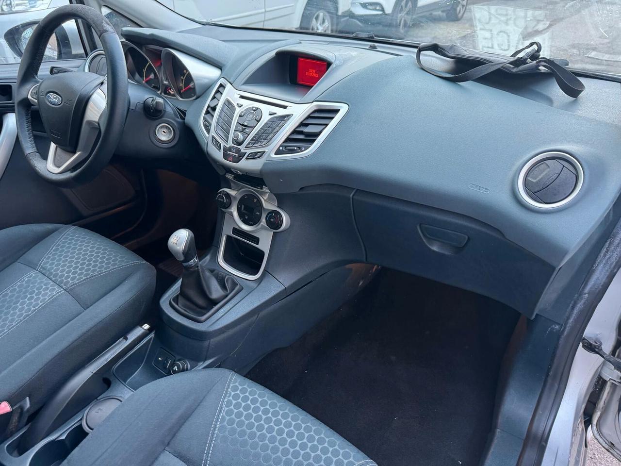 Ford Fiesta Fiesta+ 1.4 TDCi 68CV 5 porte*NEOPATENTATI*CLIMA