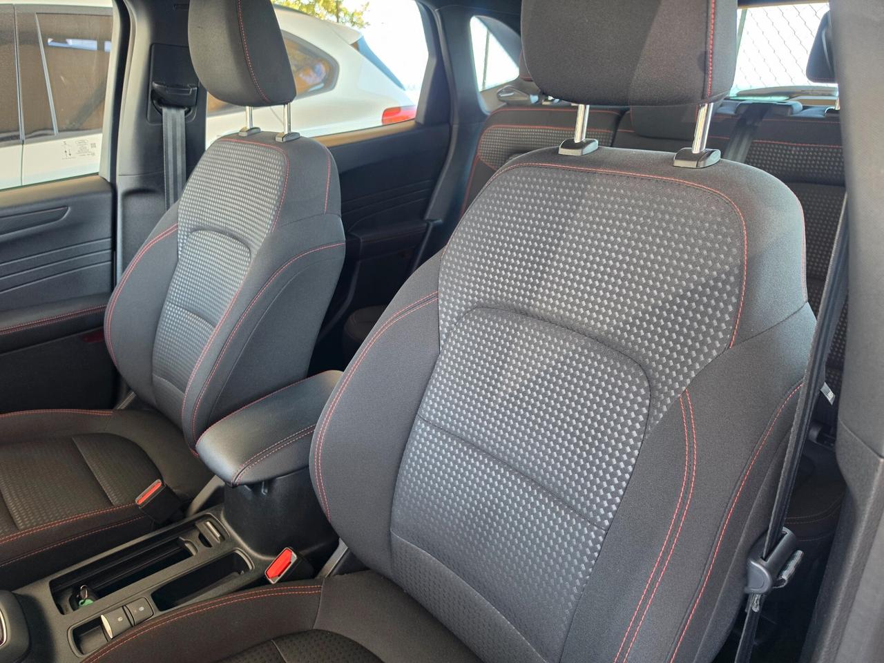 Ford Kuga 1.5 EcoBlue 120 CV 2WD ST-Line Design