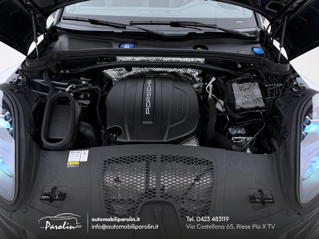 Porsche Macan 2.0 245cv pdk Tetto-Black pack