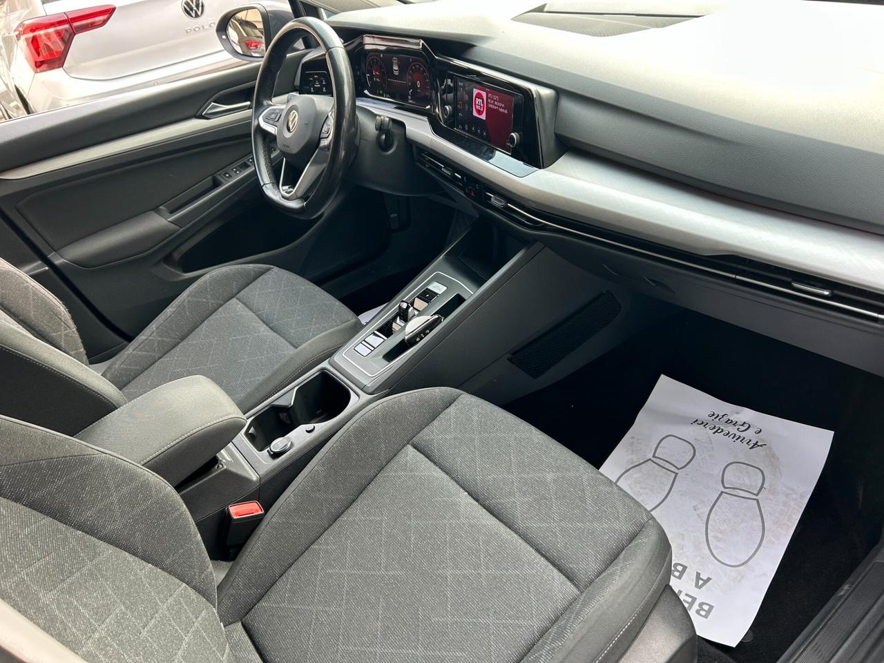 Volkswagen Golf 1.5 TGI DSG Life 2021