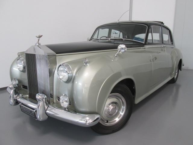 ROLLS-ROYCE Cloud SILVER CLOUD 2