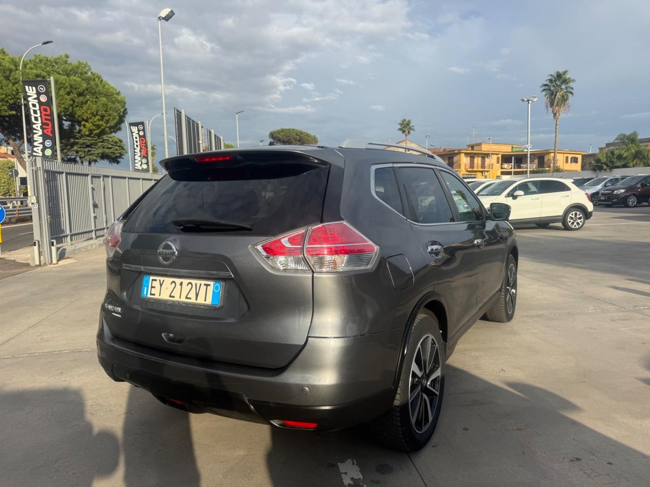 Nissan X-Trail 1.6 DCI tekna 140 mila km