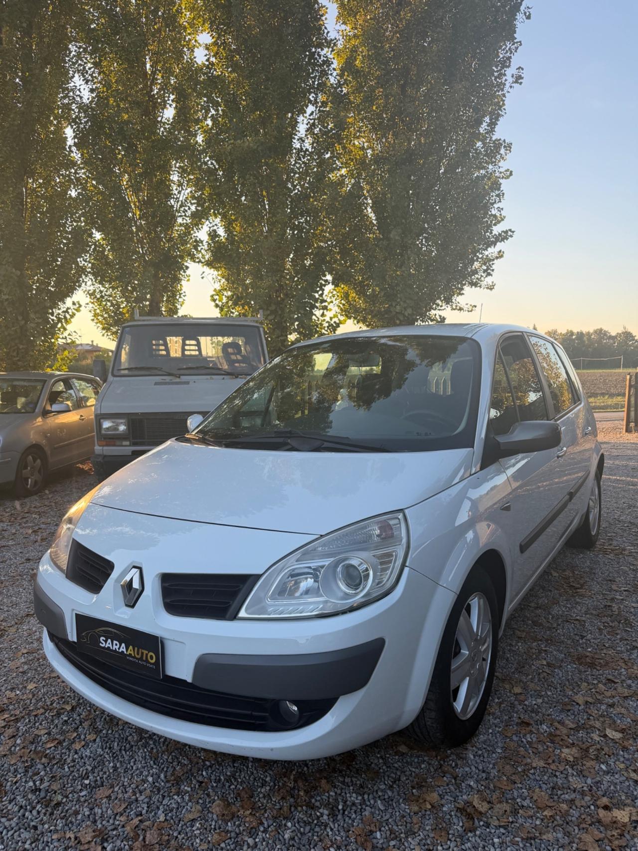 Renault Scenic Scénic 1.6 16V Luxe