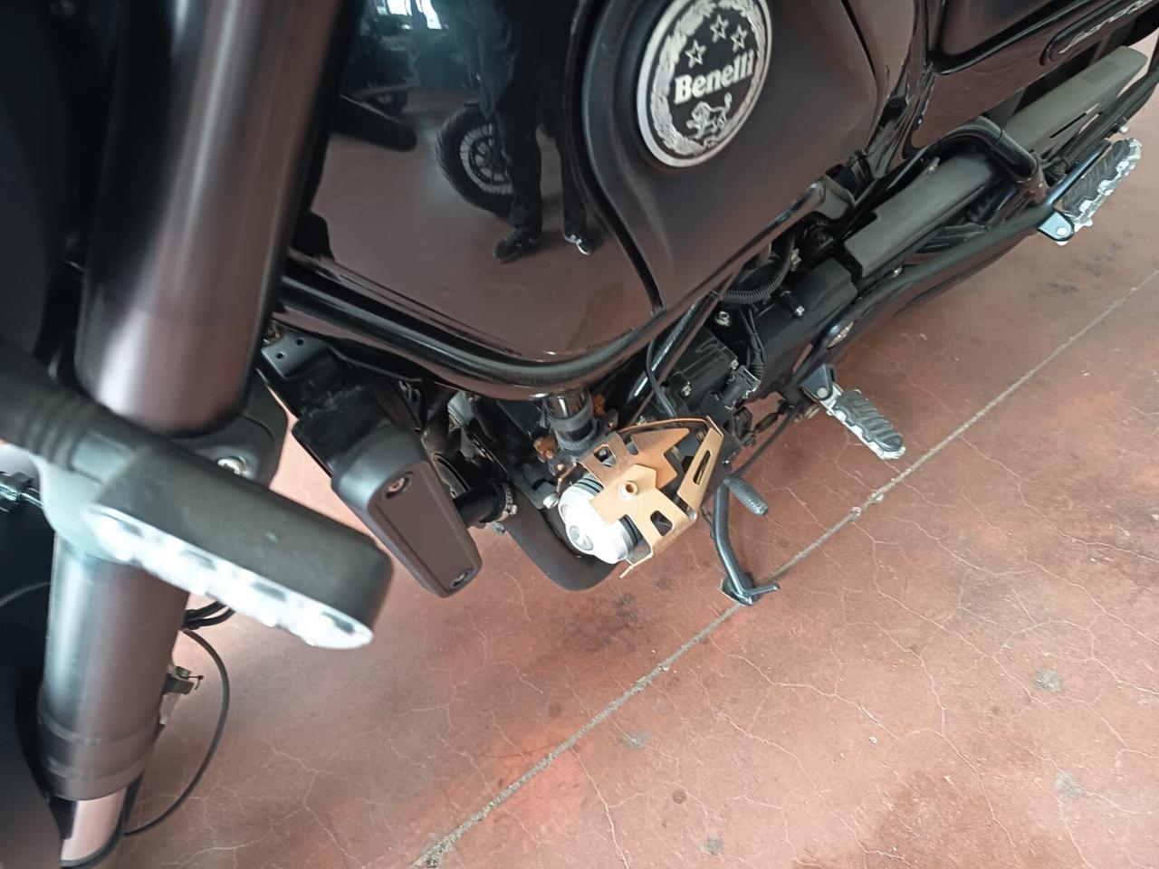 Benelli Leoncino 500