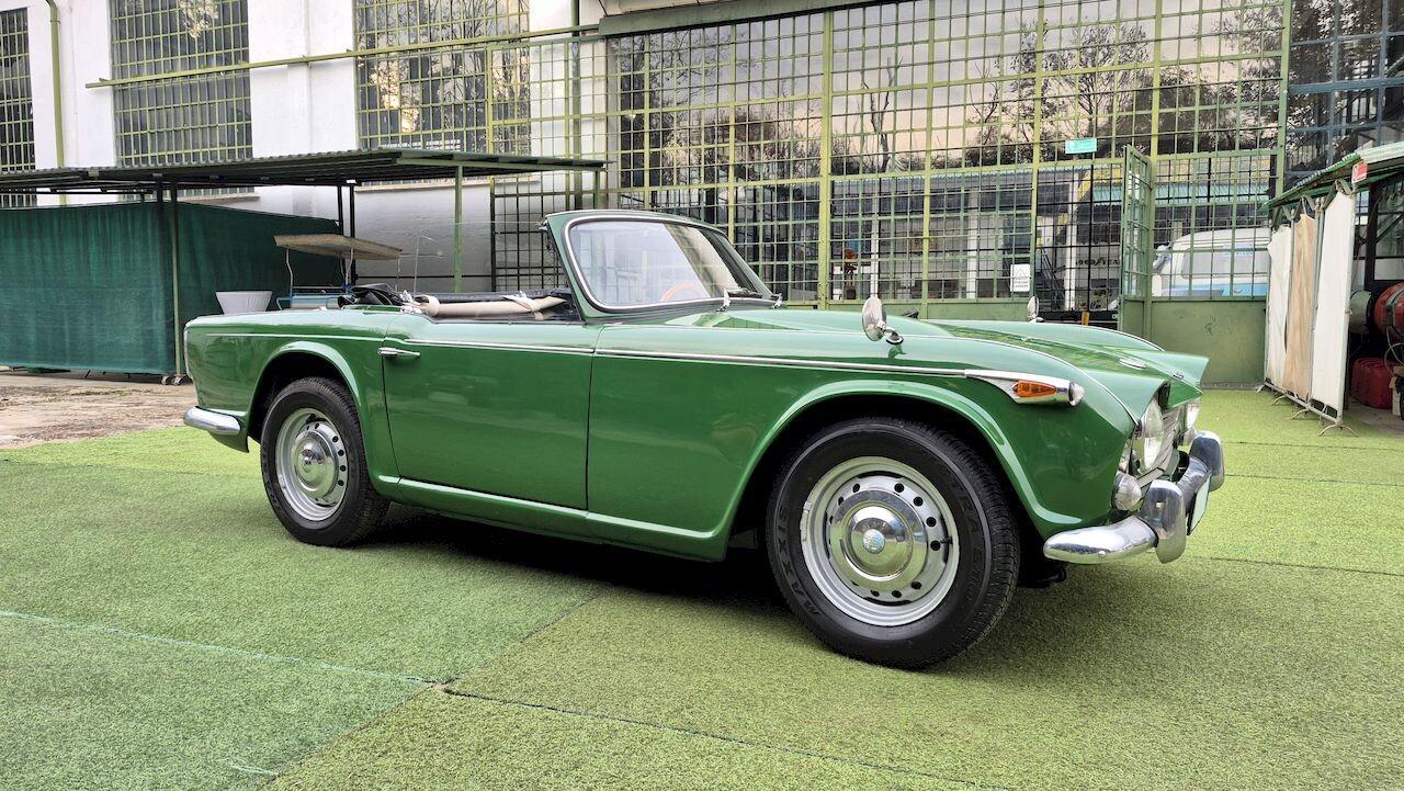 Triumph TR4A IRS – 1966