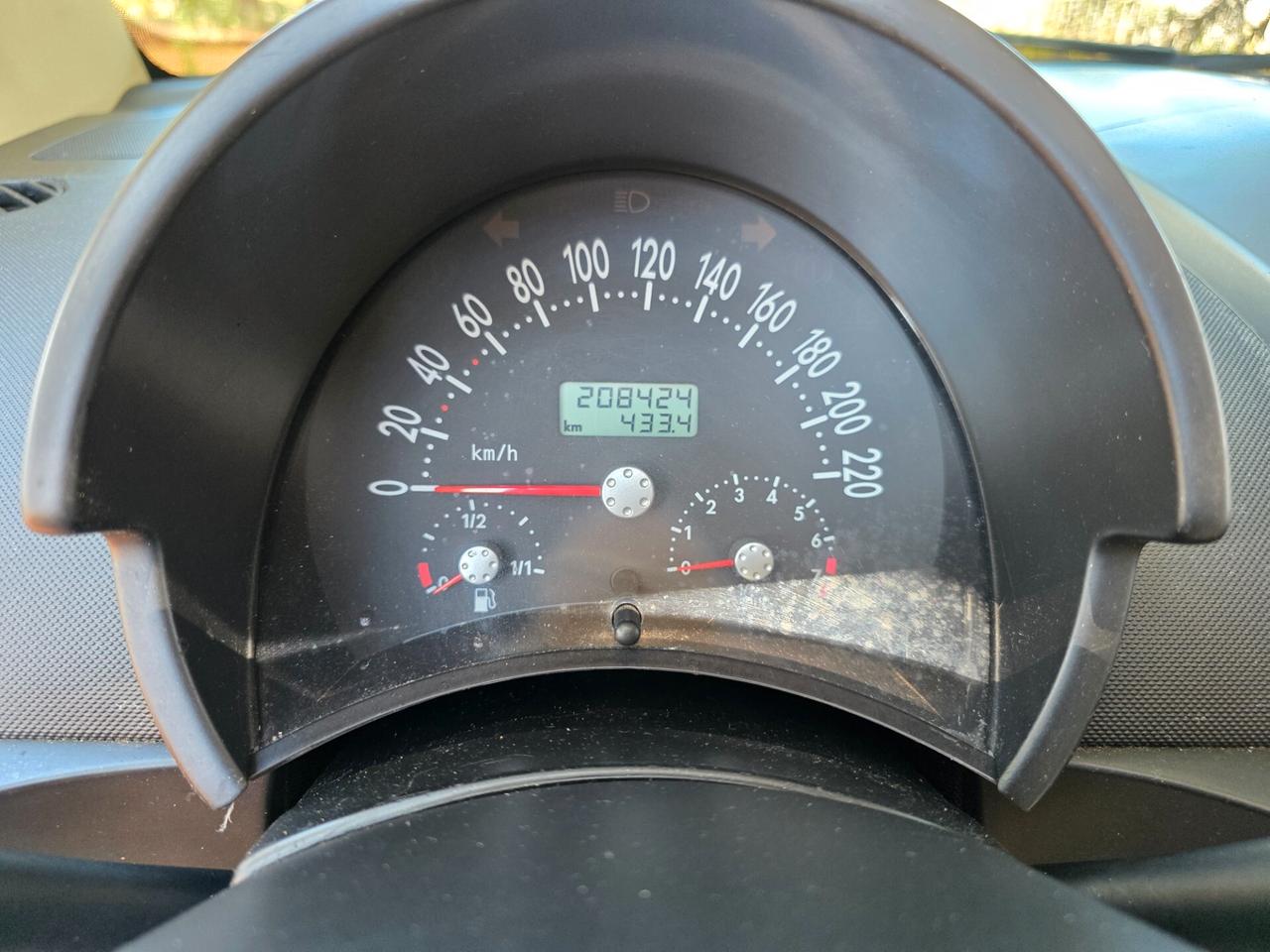 Volkswagen New Beetle 1.6 Cabrio