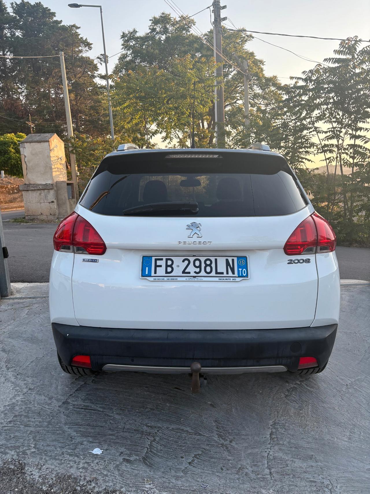 Peugeot 2008 BlueHDi 100 Allure (Gancio Traino)