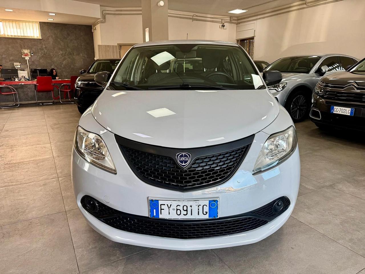 Lancia Ypsilon 1.2 69 CV S&S Gold 2019