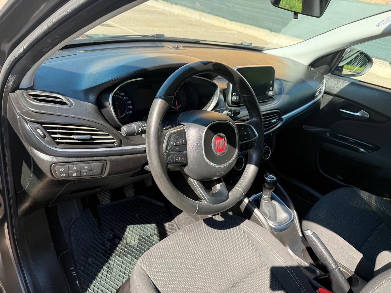 Fiat Tipo 1.3 MJT - NEOPATENTATI - 12 MESI DI GARANZIA -