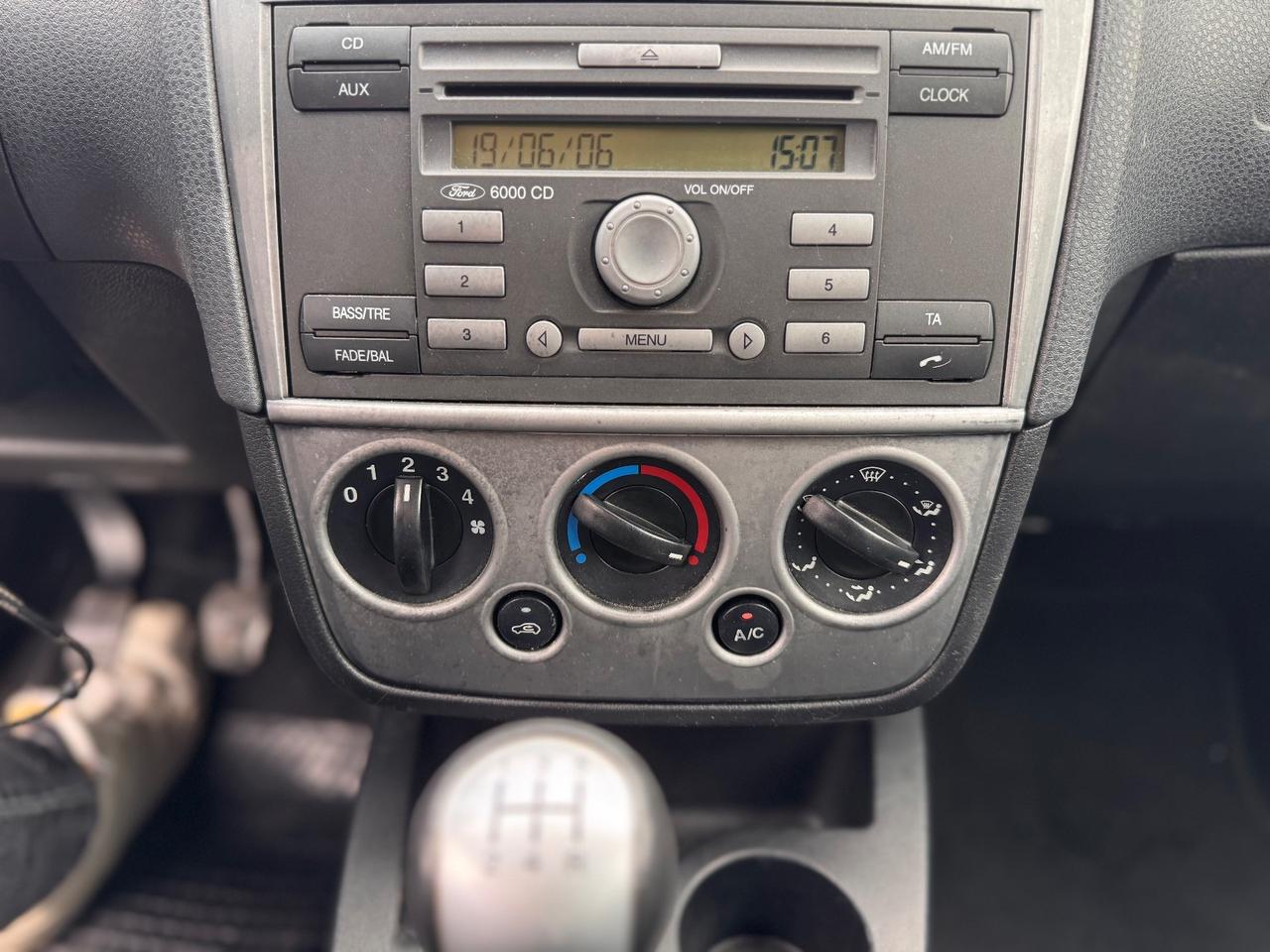 Ford Fiesta 1.4 TDCi 5p. Titanium