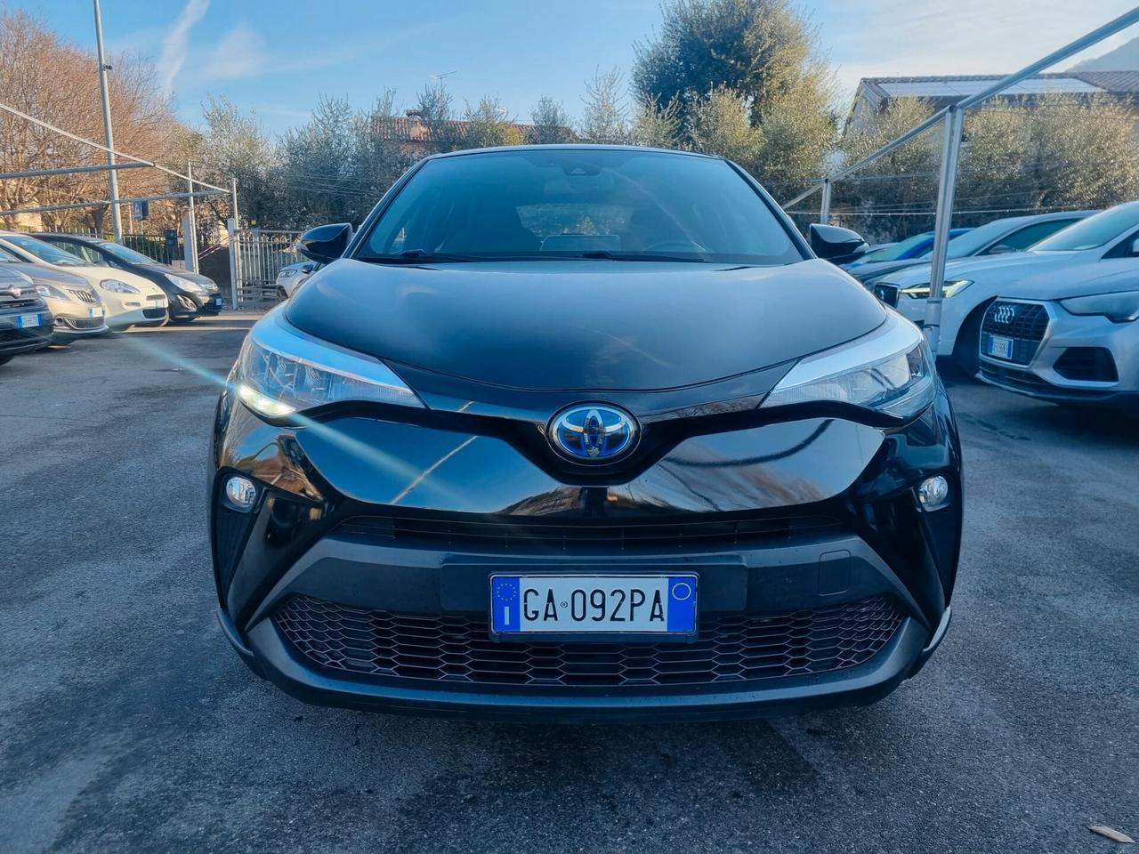 Toyota C-HR 1.8 Hybrid E-CVT Business
