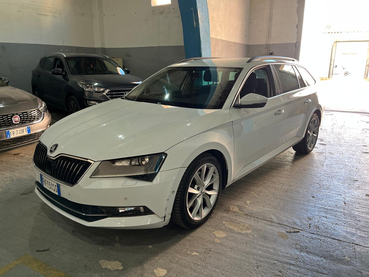 Skoda Superb 2.0 TDI DSG Wagon Ambition