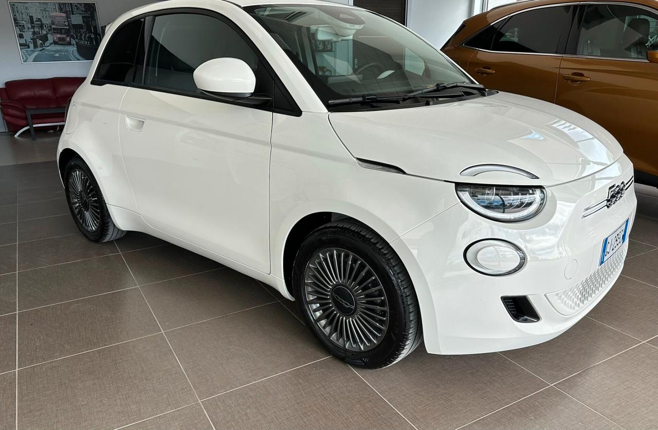 Fiat 500 Icon Berlina 42 kWh
