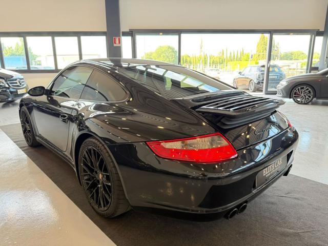 PORSCHE 911 Carrera 4S Coupé