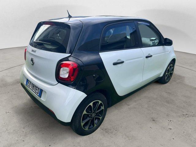 SMART ForFour 70 1.0 52kW youngster