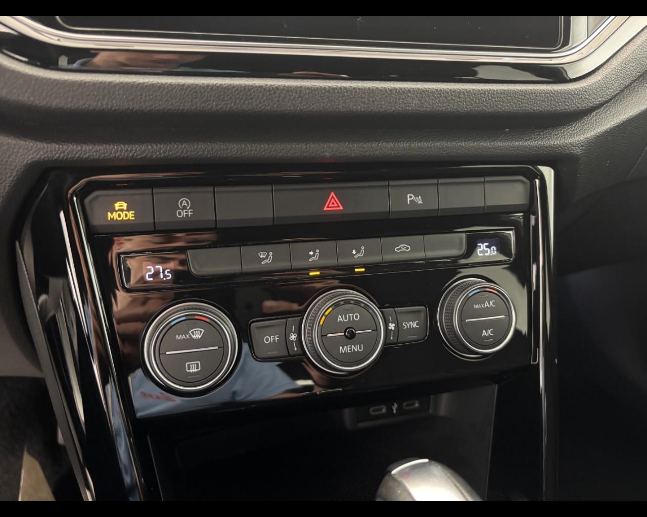 VOLKSWAGEN T-Roc 2.0 tdi Style 150cv dsg