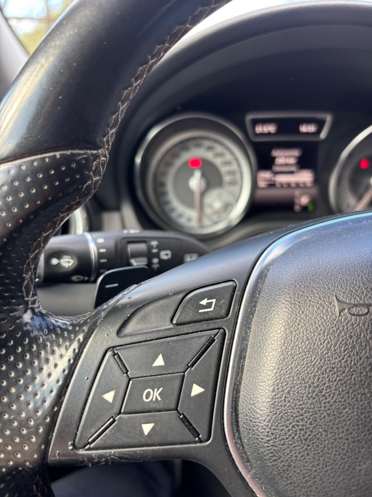 Mercedes-benz GLA 200 d Automatic Sport