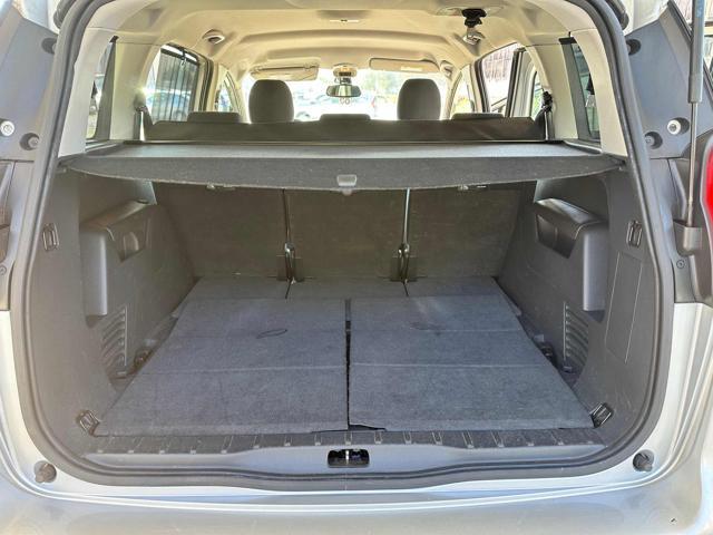 PEUGEOT 5008 1.6 HDi 115CV Business 7 POSTI FARI FENDINEBBIA