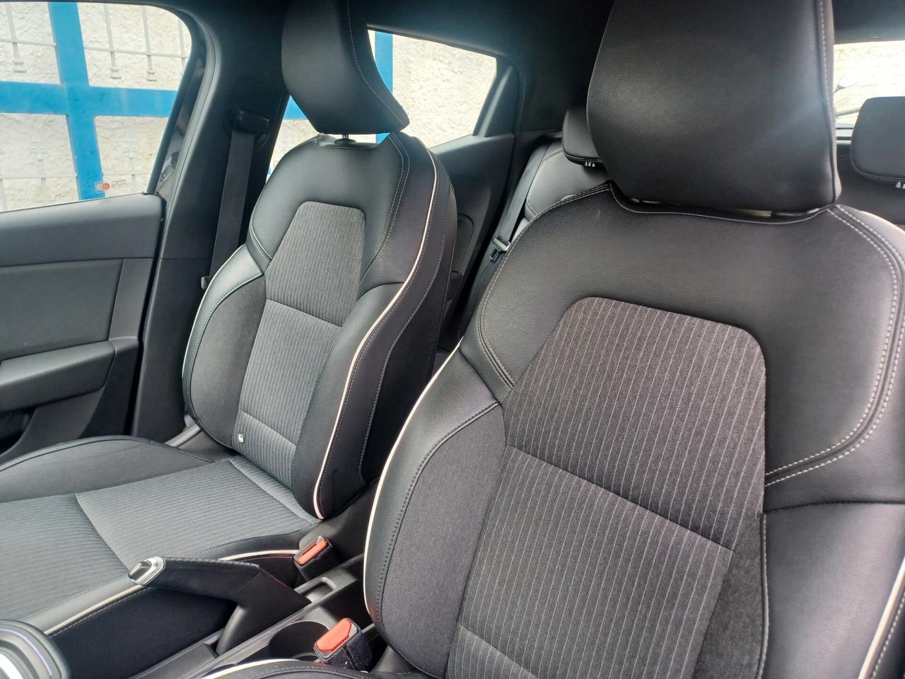 Renault Clio TCe GPL 5 porte Intense 2022