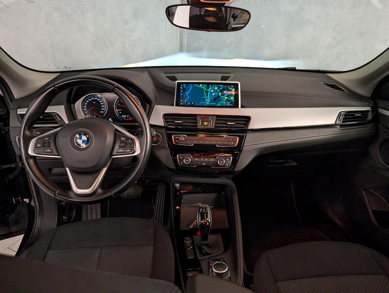 Bmw sDrive18i 136cv Automatic Advantage