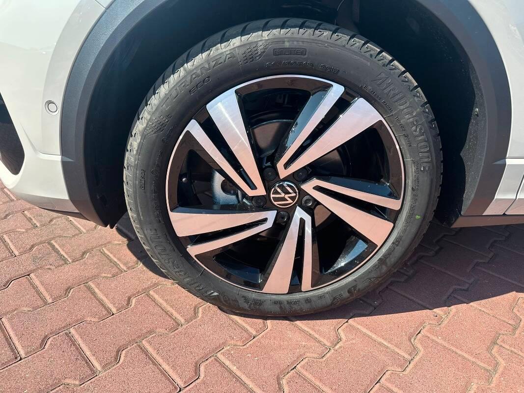 Volkswagen T-Roc 1.0 tsi R-Line 115cv
