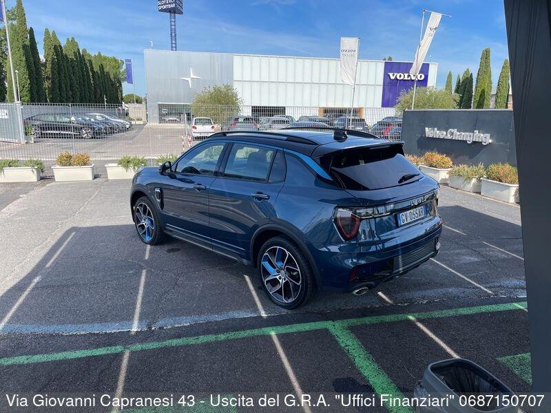 Lynk & Co 01 01 PHEV