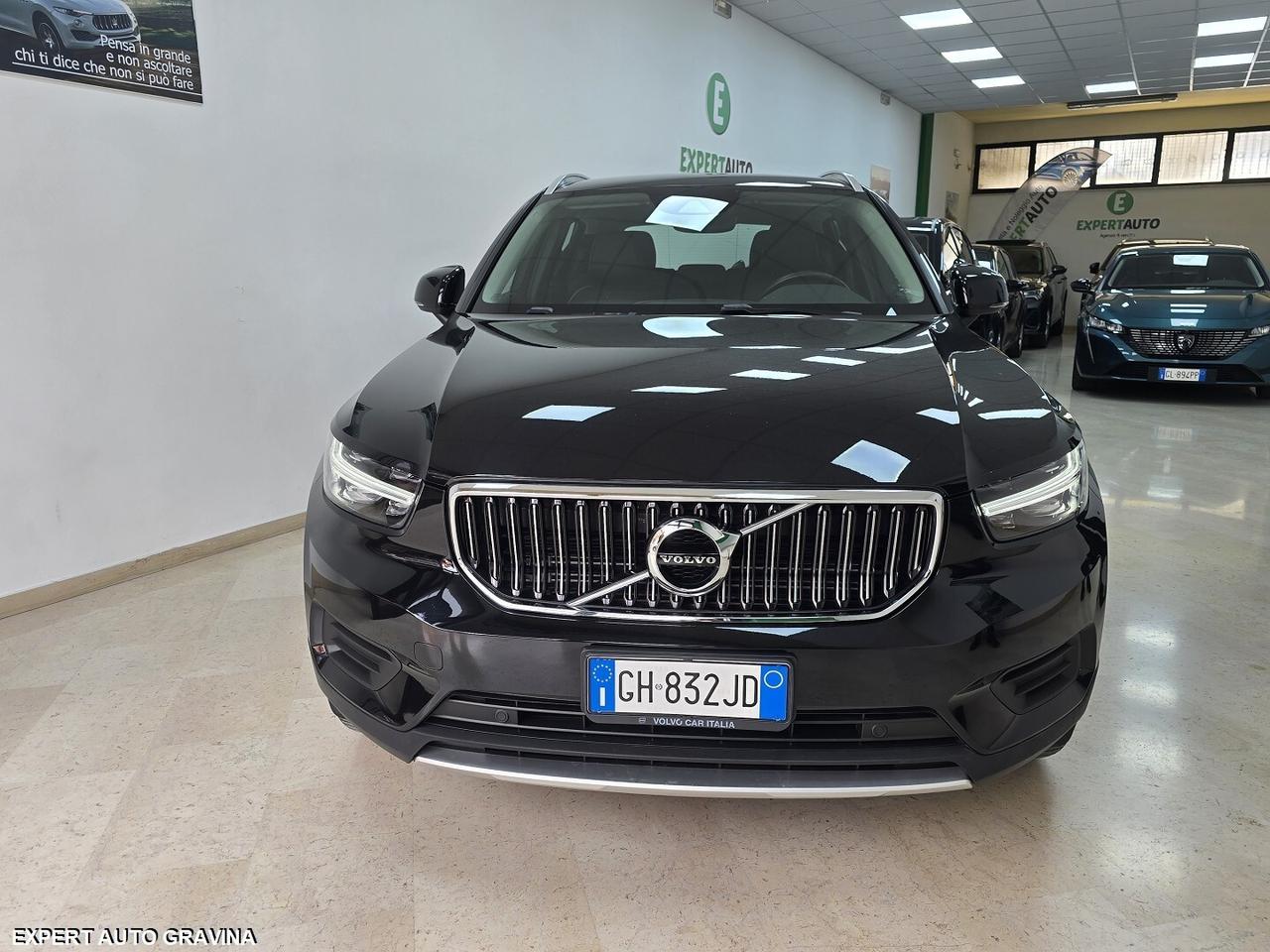 VOLVO XC40 INSCRIPTION PLUG-IN