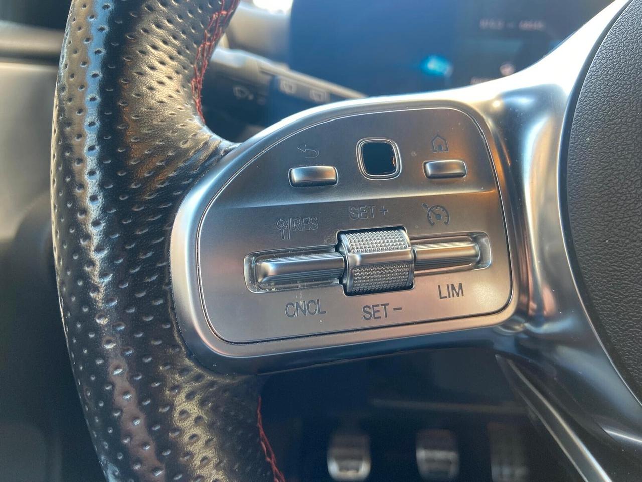 Mercedes-benz A 200 d Premium AMG