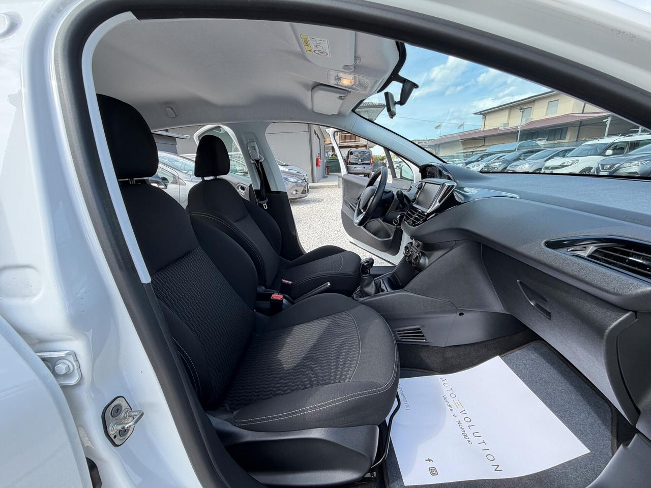 Peugeot 208 HDi 75cv 5 porte 25.380 km unico proprietario