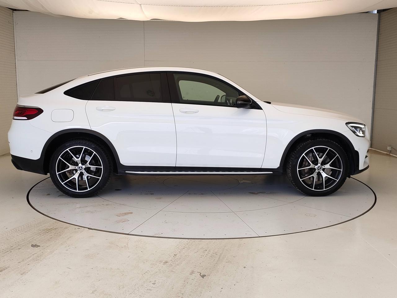 Mercedes-Benz GLC Coupe - C253 2019 - GLC Coupe 220 d Night edition 4matic