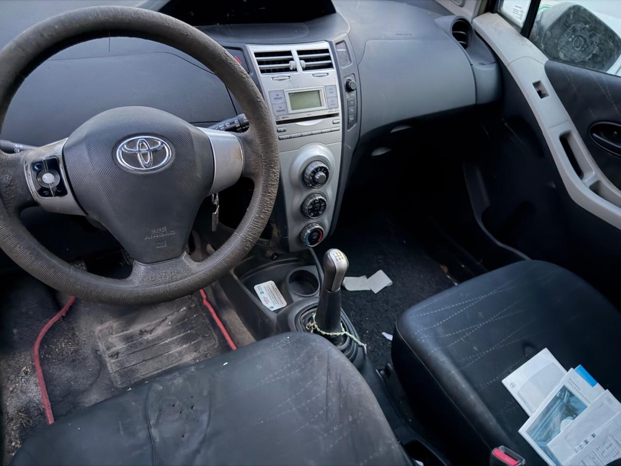 Toyota Yaris 1.3 5 porte ! Motore ROTTO !