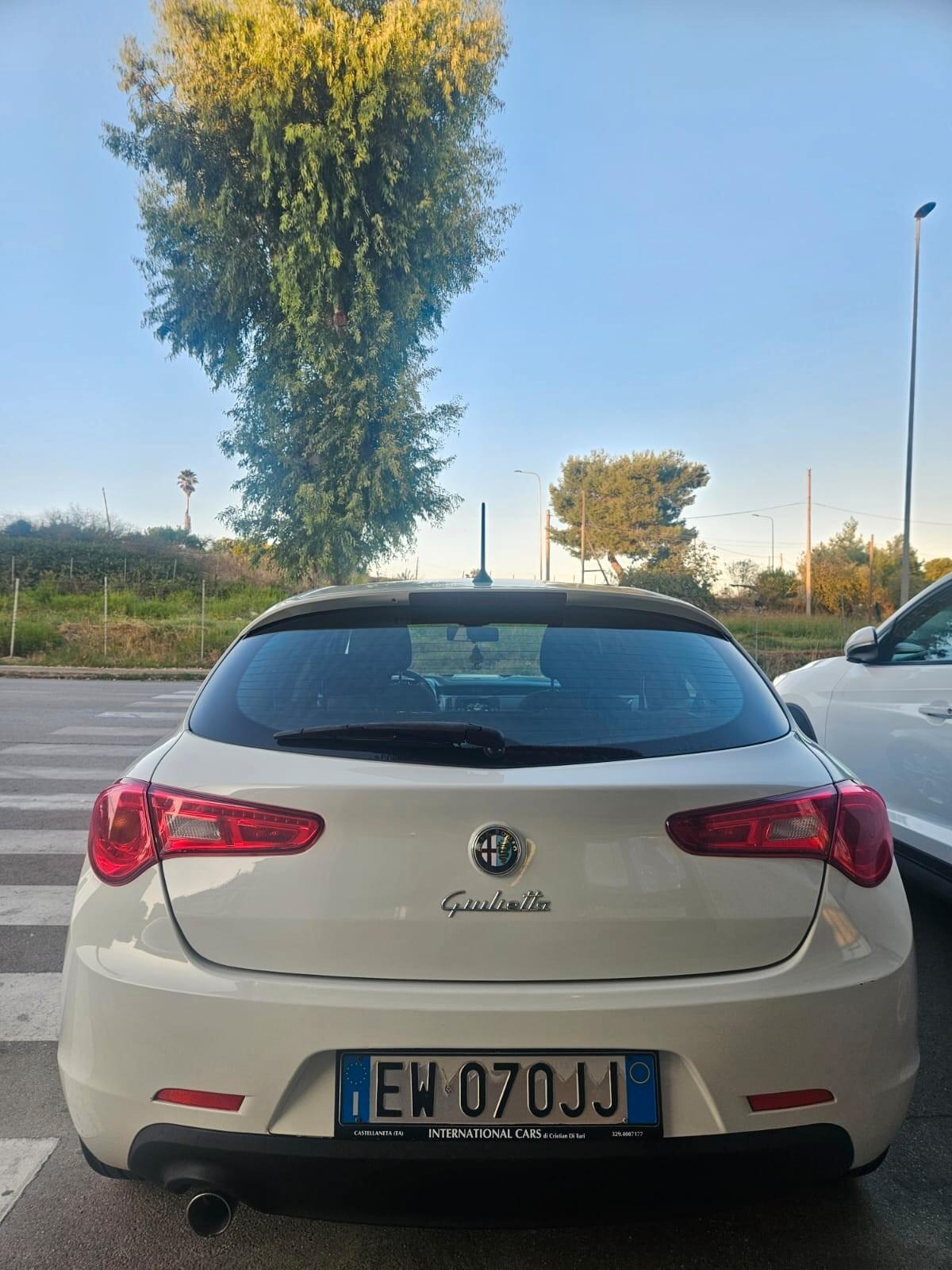 Alfa Romeo Giulietta 1.6 JTDM 105CV