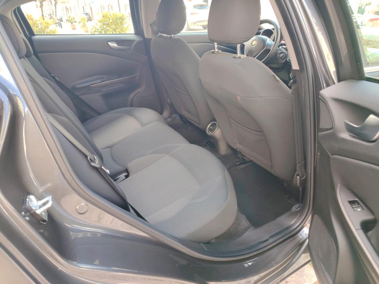 Alfa Romeo Giulietta 1.6 JTDm-2 120 CV Distinctive