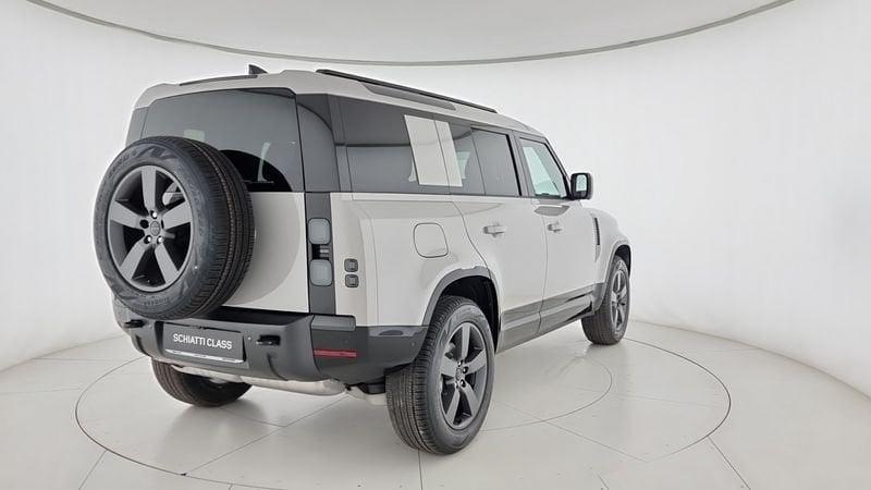 Land Rover Defender 110 3.0D I6 200 CV AWD Auto X-Dynamic SE