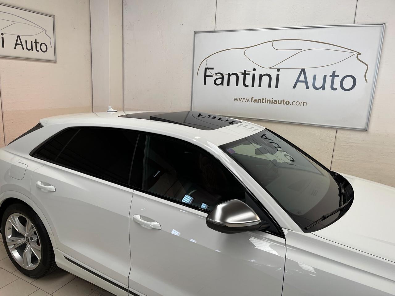 Audi Q8 SQ8 4.0 TFSI 507cv quattro Tiptronic-LEGGI SOTTO