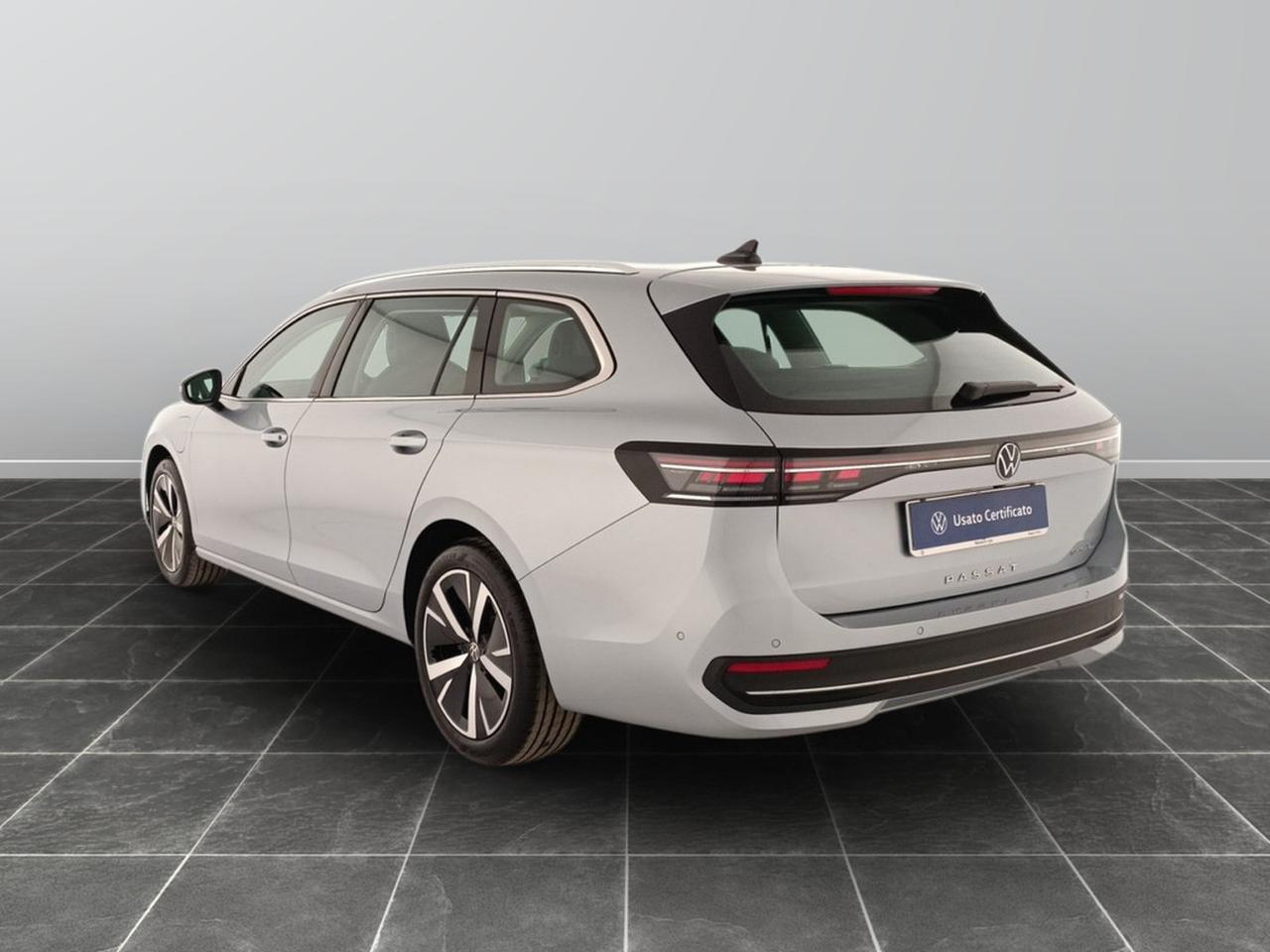 Volkswagen Passat 1.5 tsi ehybrid 204cv business dsg